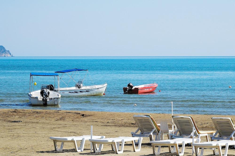 Andreolas Beach Hotel Ciliví Kültér fotó